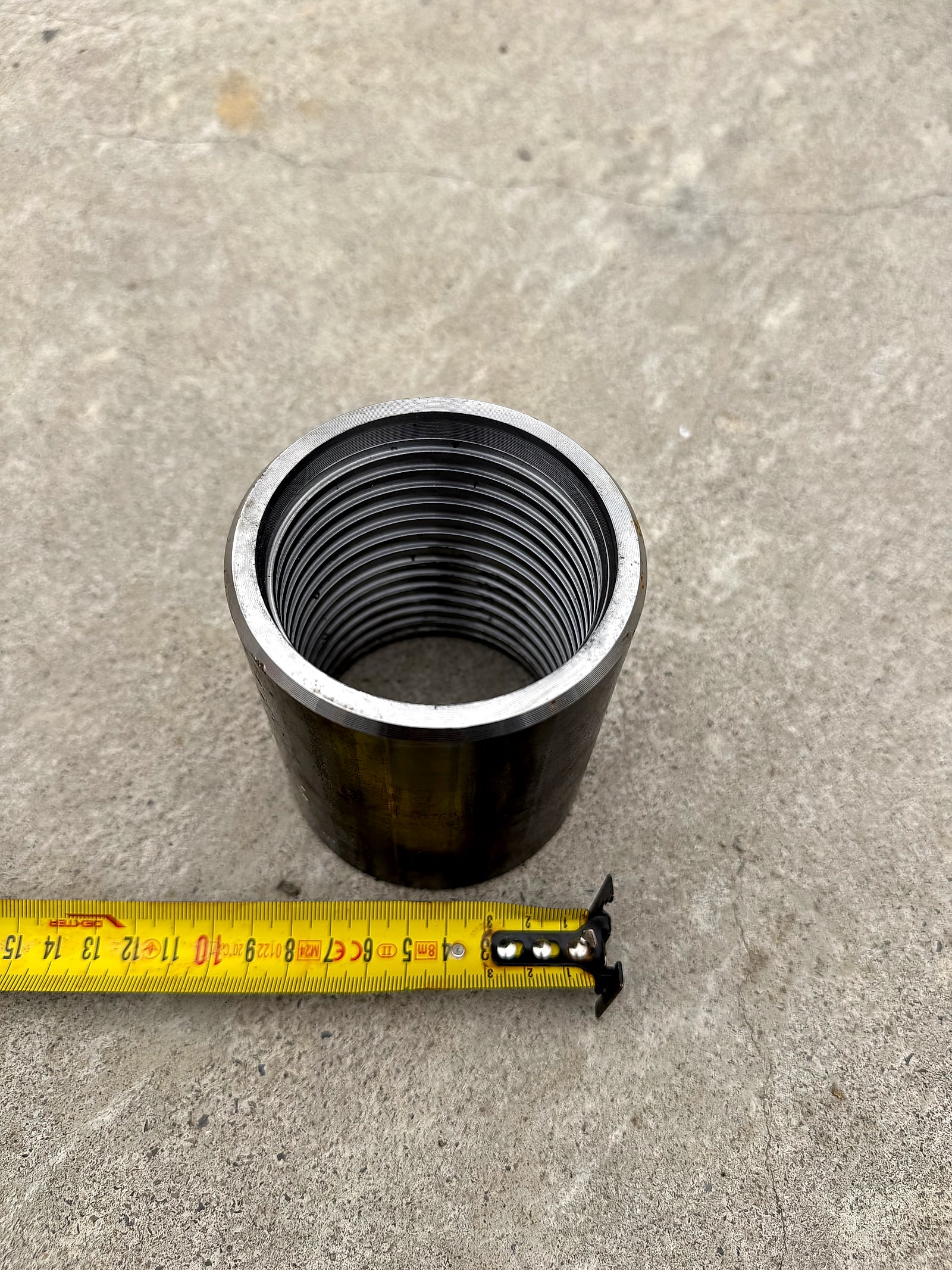 Contrôle dimensionnel d'un manchon de tube micropieu