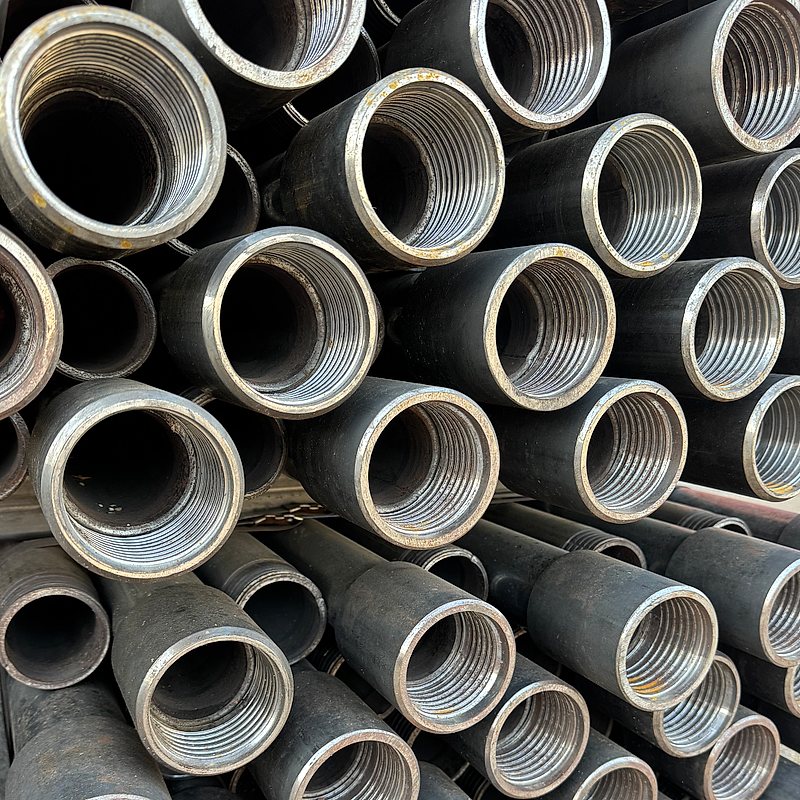 Stock de tubes filetés